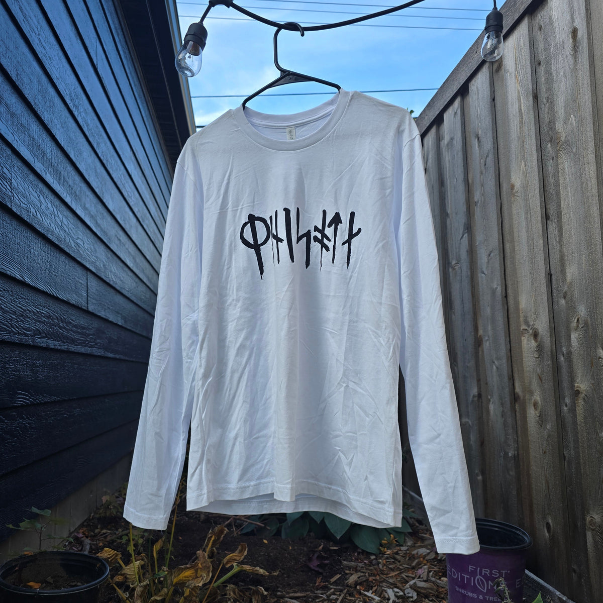 Minnesota Runes, Black on White