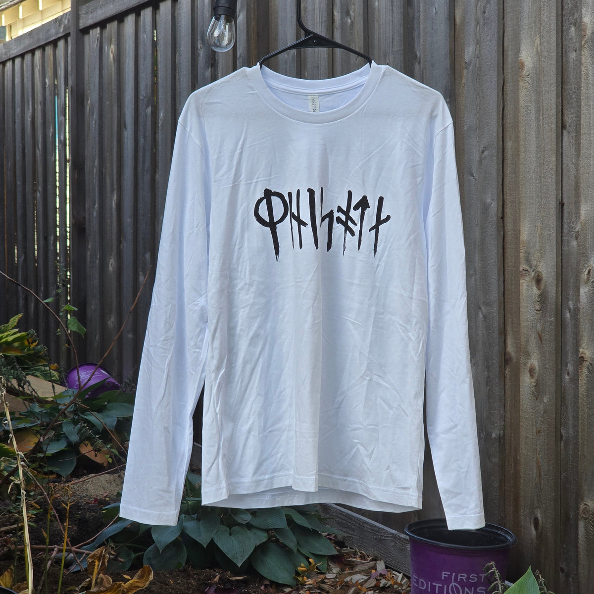 Minnesota Runes, Black on White